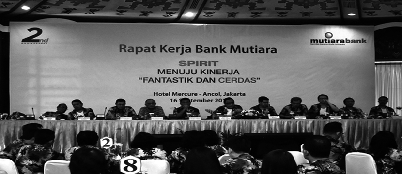 J Trust, Bank Mutiara & Mayapada
